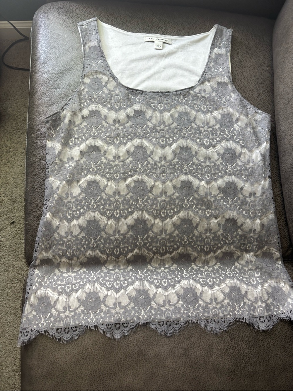 Banana Republic Gray Lace Tank Top Women’s Medium